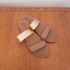 Womens slip on sandals